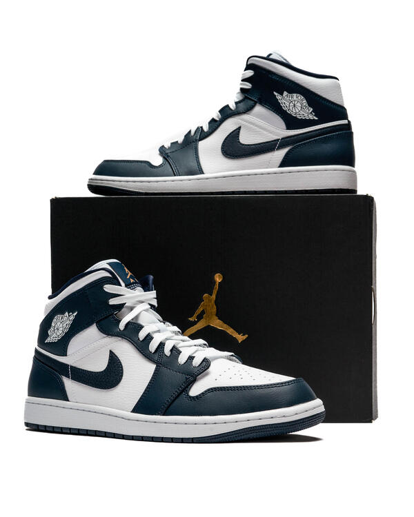 Air jordan 1 sales mid navy gold